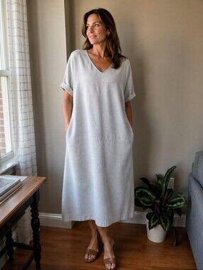 HATCH Gray Relaxed Shift Midi Dress Women's Size M V-Neck Pockets Minimalist